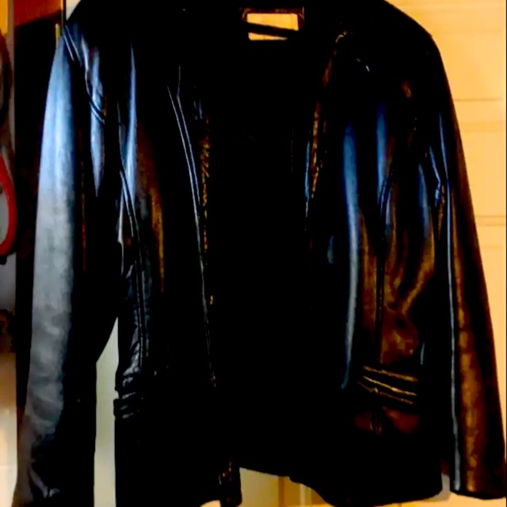 Black Ladies Leather Jacket